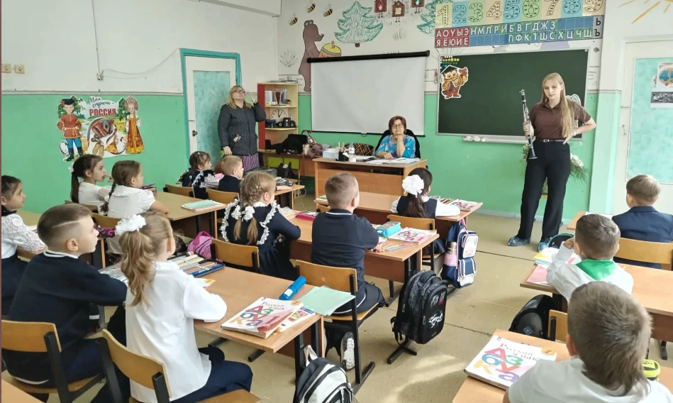 Музыка открывает двери в мир творчества!