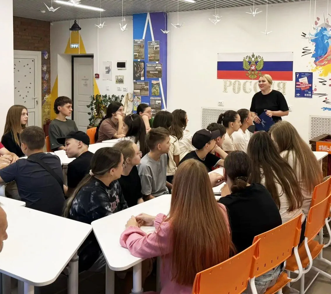 В ММЦ #Донмолодой Багаевского района прошла увлекательная и познавательная беседа «Молодежный сленг: