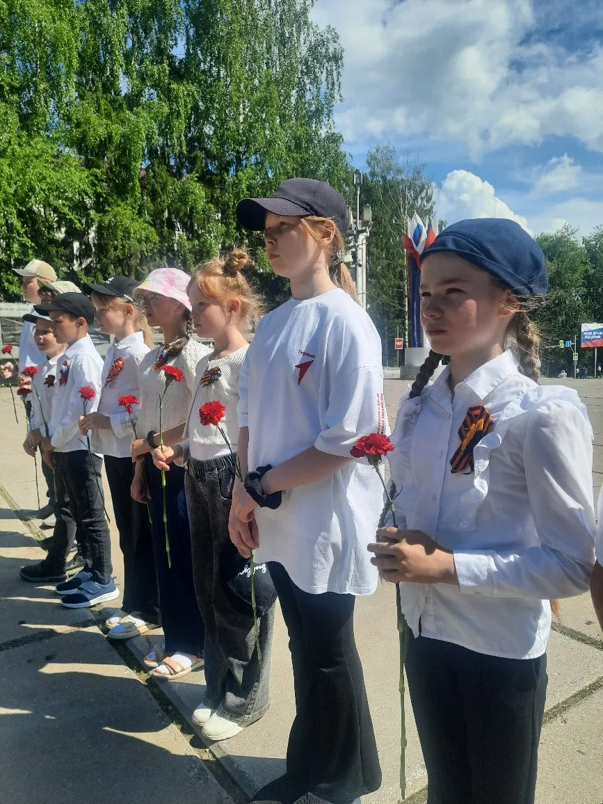 22 июня в школе прошли мероприятия, посвященные Дню памяти и скорби.

В истории нашей страны есть ос