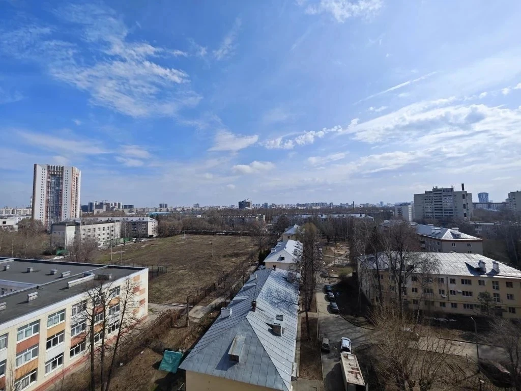 Г Казань Сдаём 1 комнатную квартиру по улице ДАУРСКАЯ, 24 А. НОВЫЙ высотный дом улучшенной ПЛАНИРОВК