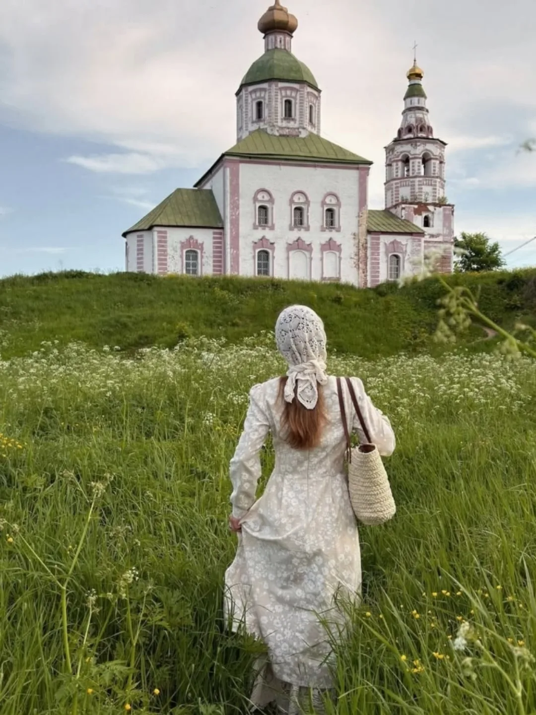 Когда муж скорбит, поскорби с ним и ты, но вскоре потом, приняв светлое лицо, рассей гр...