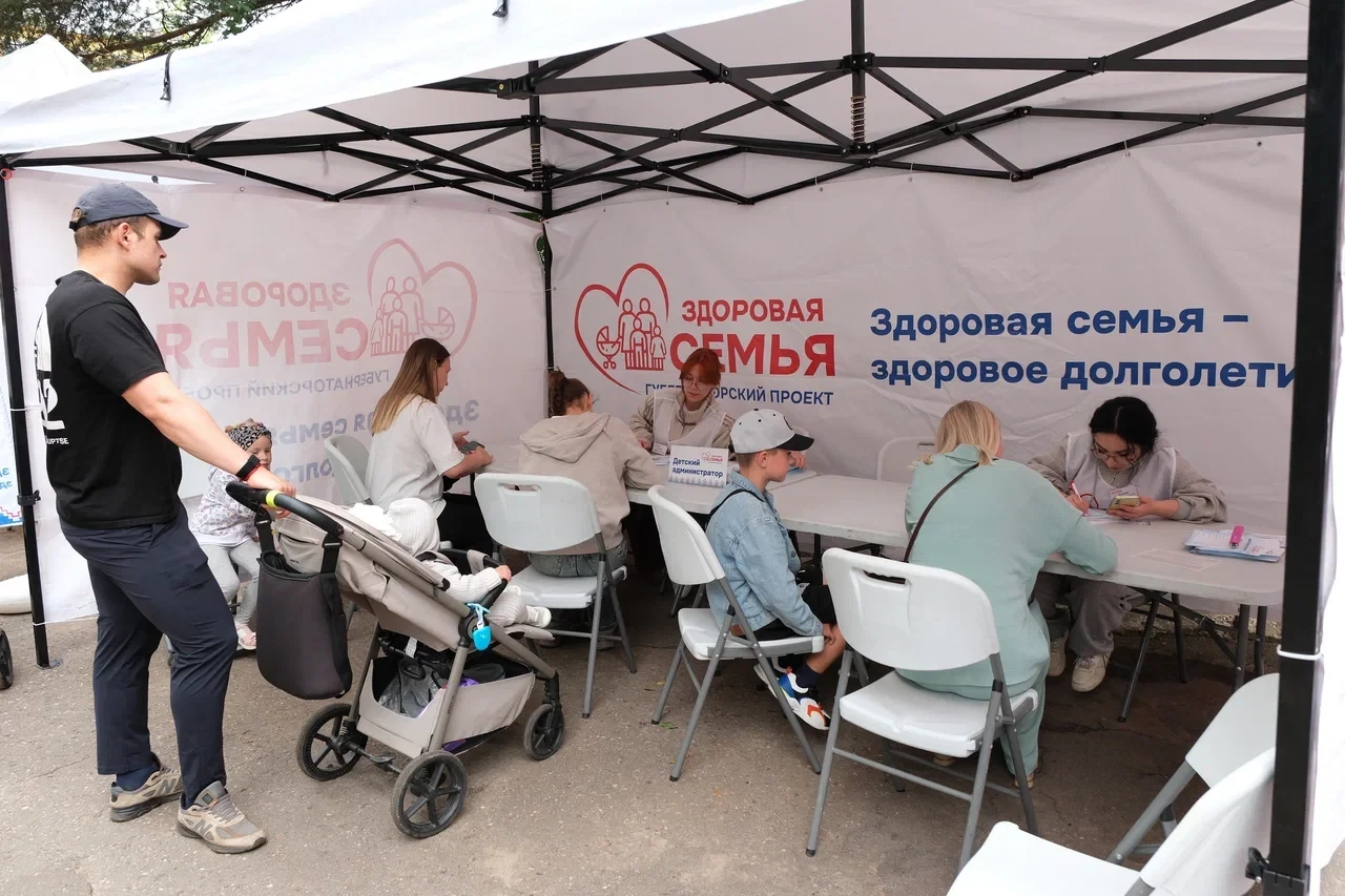 Вчера наш город с рабочим визитом посетил Губернатор Новгородской области Александр Дро...