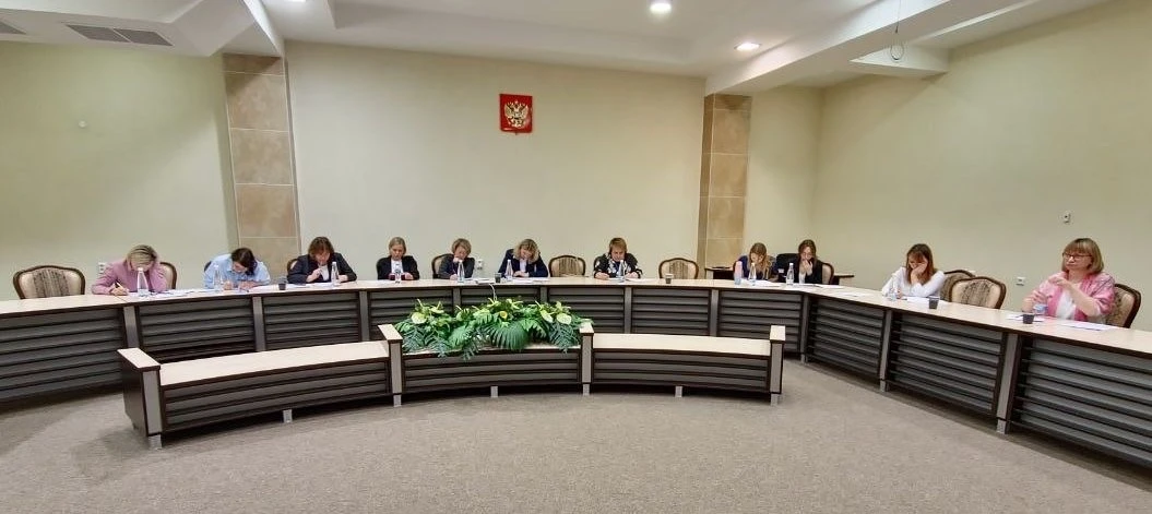 Подведены итоги конкурса лучший по профессии. От сотрудников аппаратов мировых судей в конкурсе прин