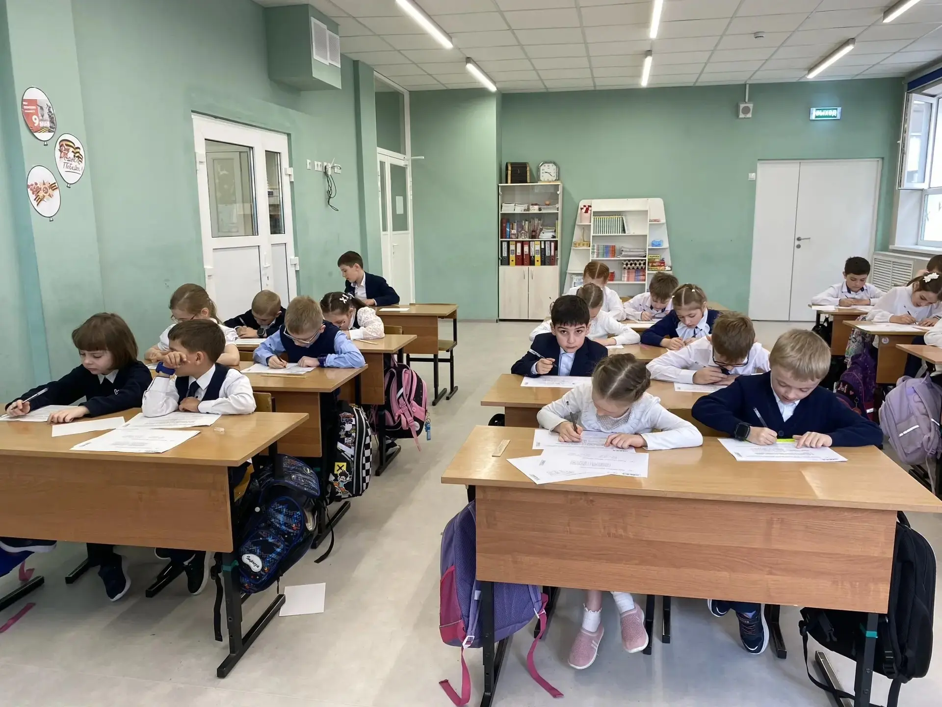 Первый математический класс написал итоговую контрольную работу! 📝✨  Позади не просто 40 минут урока