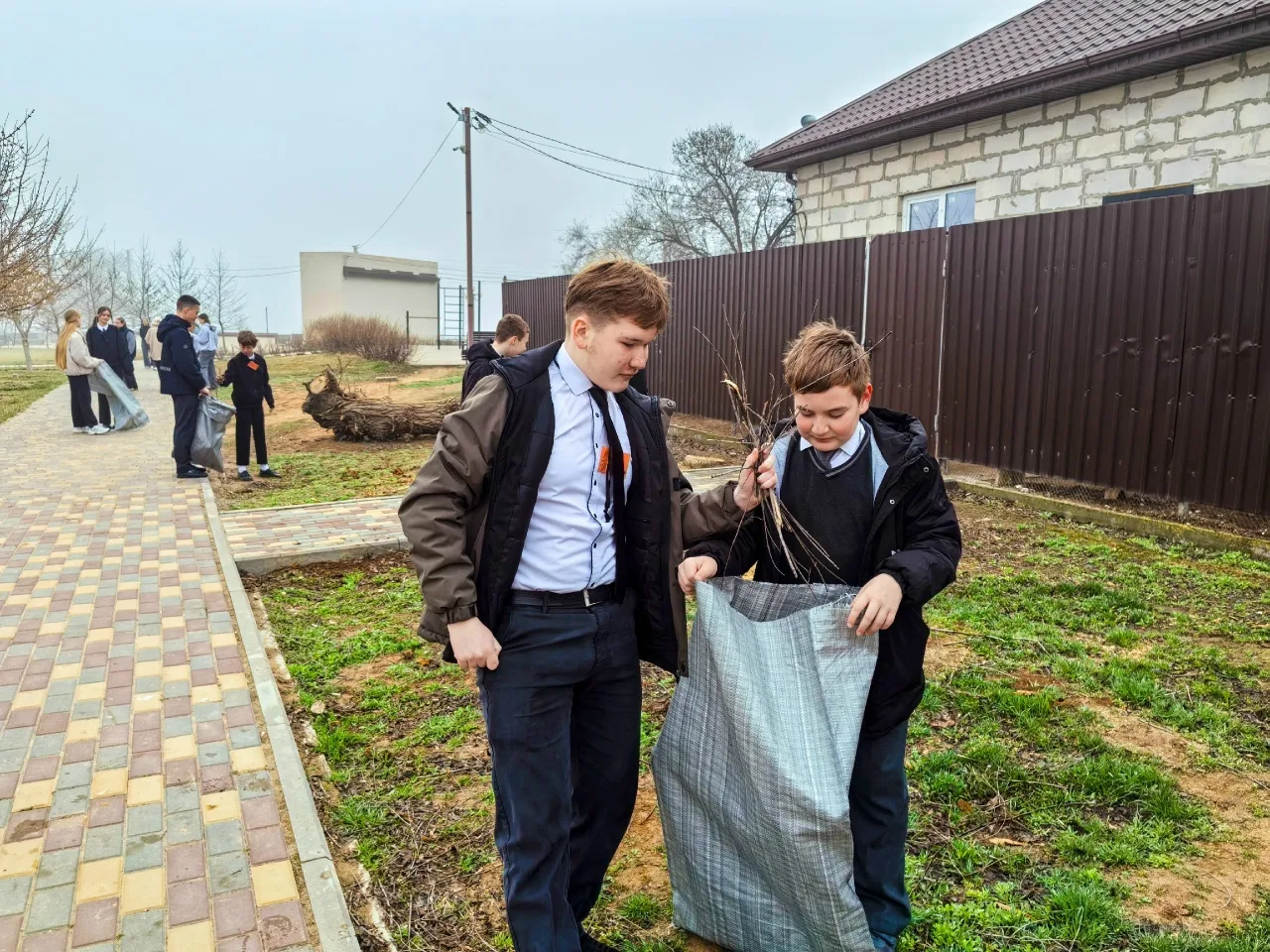 «Всероссийский субботник» - сделаем наш район чище вместе!  25 апреля на территории Икрянинского рай
