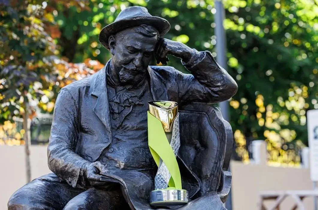 🏆 Чемпионский кубок ЮФЛ Северо-Запад привезли в Гатчину.