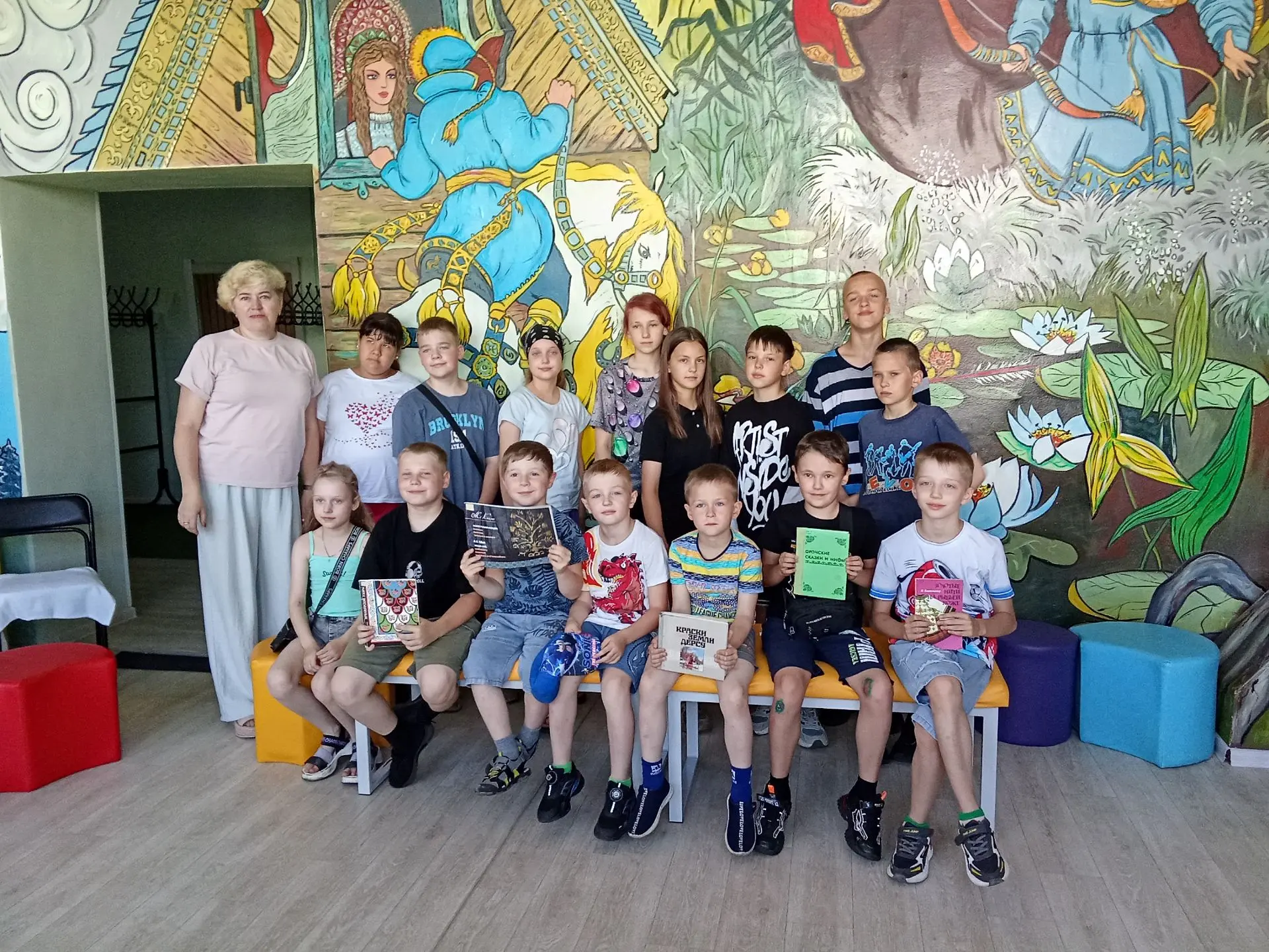 🎬📚 Видеопрезентация «Золотые нити на рыбьей коже» в детской библиотеке-филиале №1 им. А. С. Пушкин