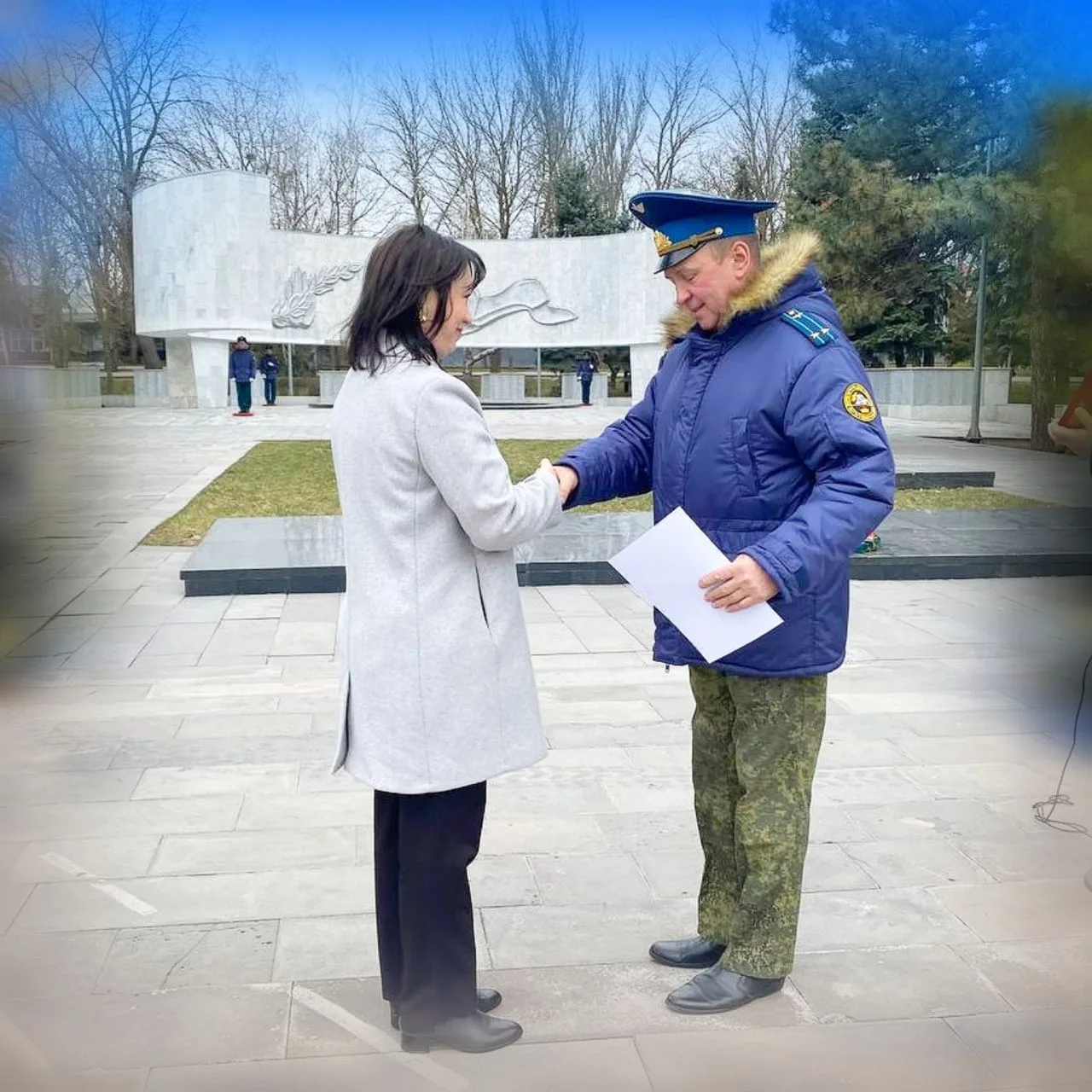 Учащиеся МБОУ «Гимназия № 25» с честью завершили свою почётную вахту у Вечного огня Сла...