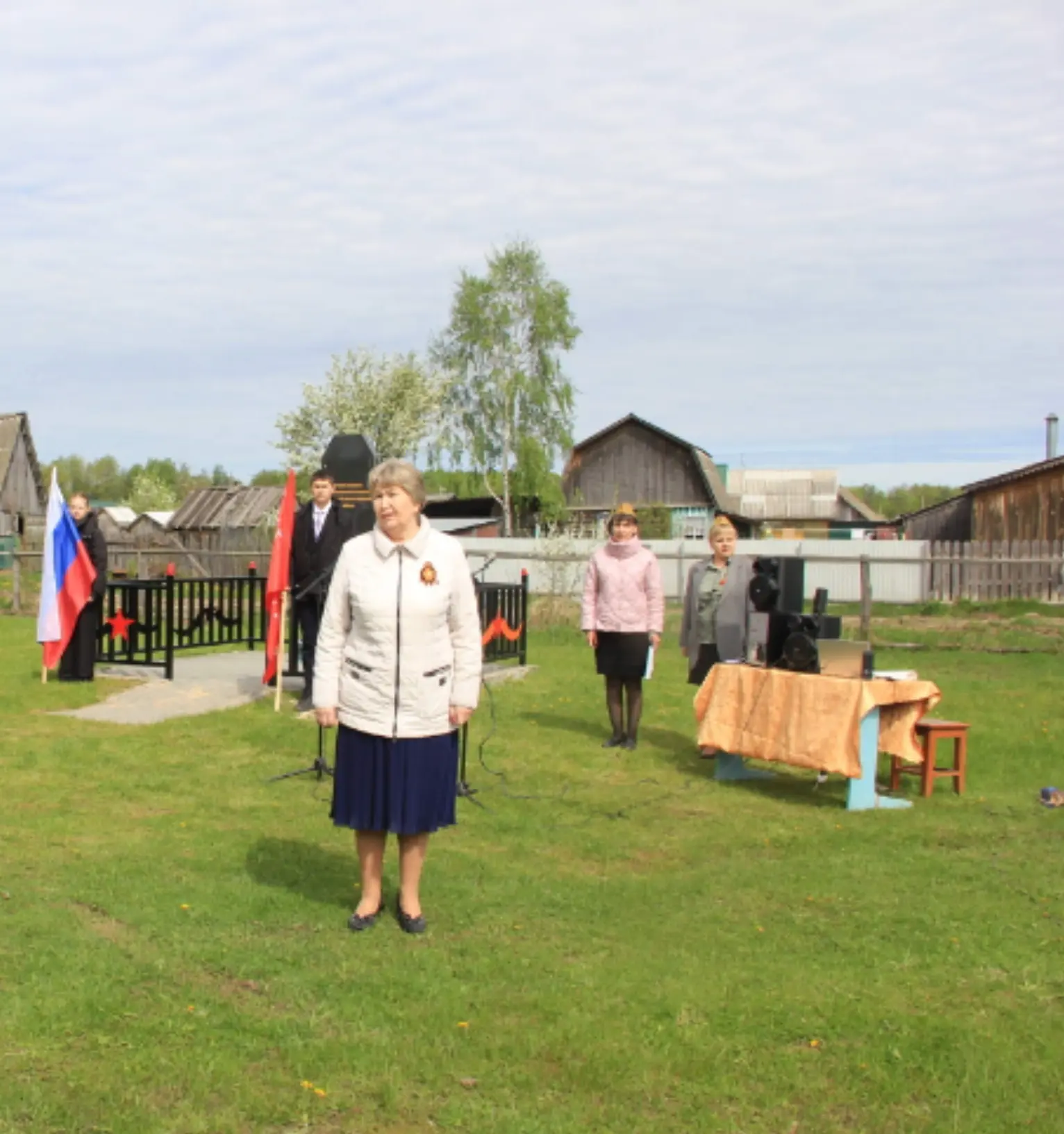 Память поколений: ученики нашей школы приняли участие в митинге ко Дню Победы, в п. Гре...