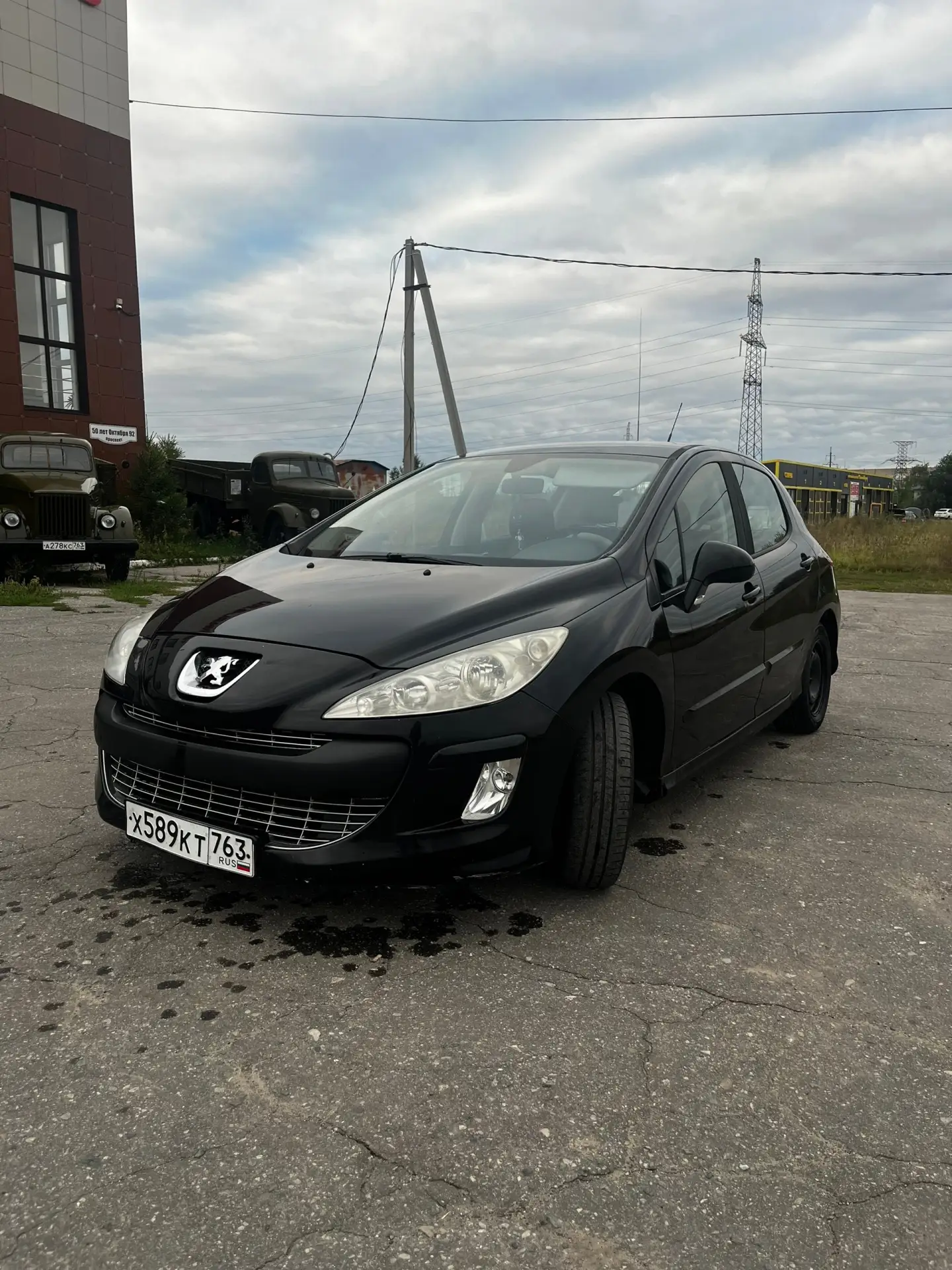 В продаже Peugeot 308 2009 года