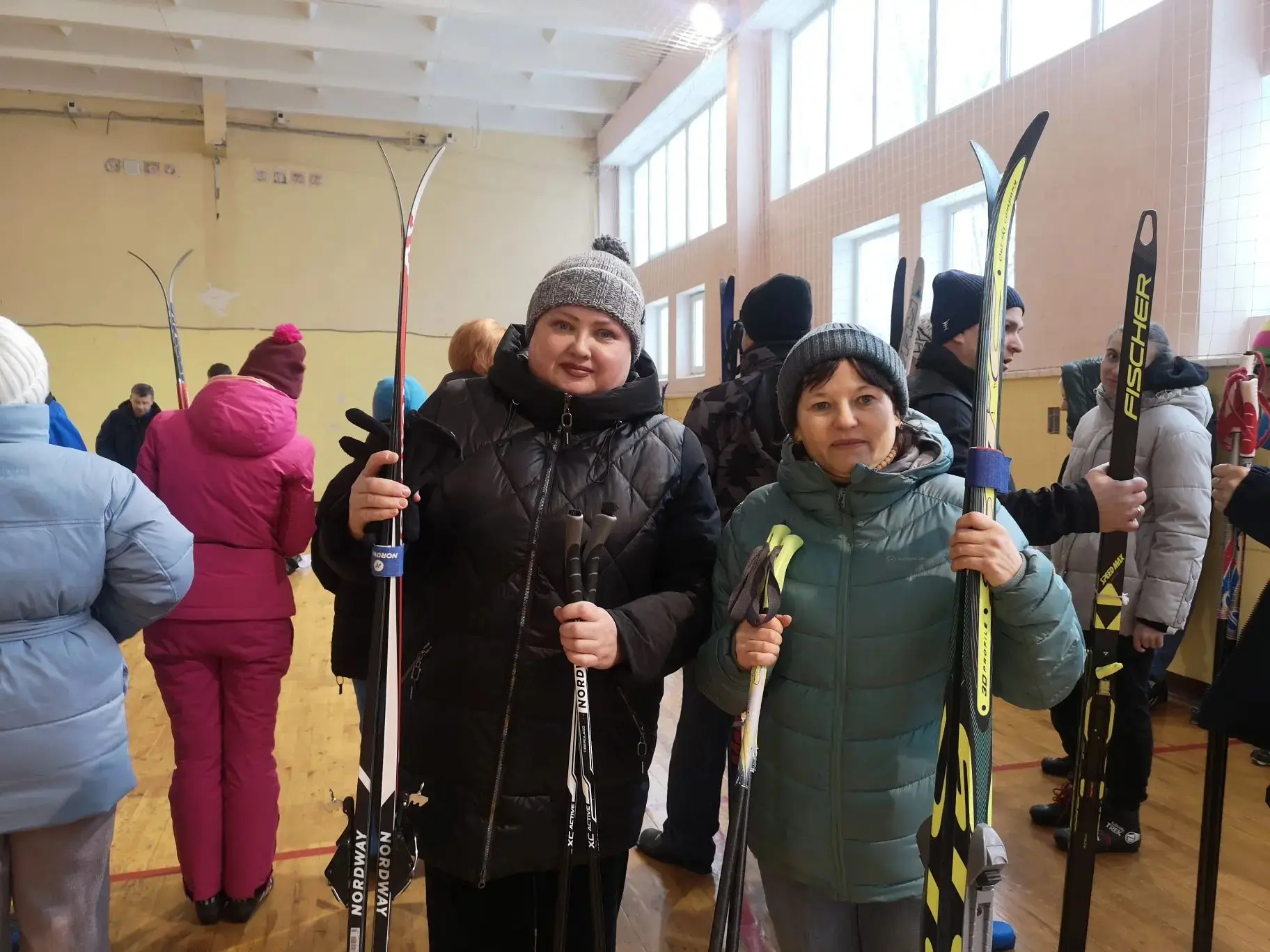 🎉 Поздравляем нашу команду учителей с успешным  выступлением на профсоюзных соревнованиях по лыжным 