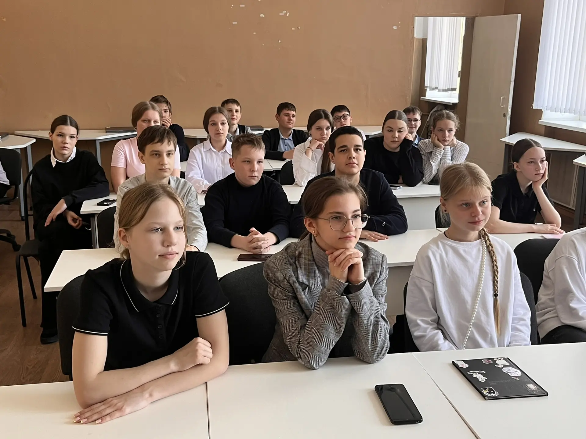 📢 Сегодня, как и каждый понедельник, в нашей школе прошли «Разговоры о важном»!