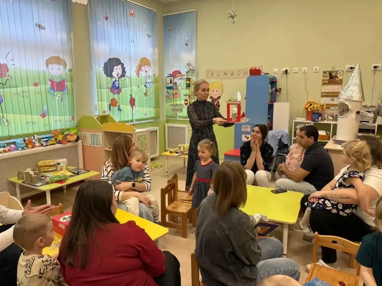 🌻В ясельной группе 13  "Комарик" прошел мастер класс посвященный дню космонавтики. 🚀🛰️☄️  🧑‍🧑‍🧒‍🧒Род