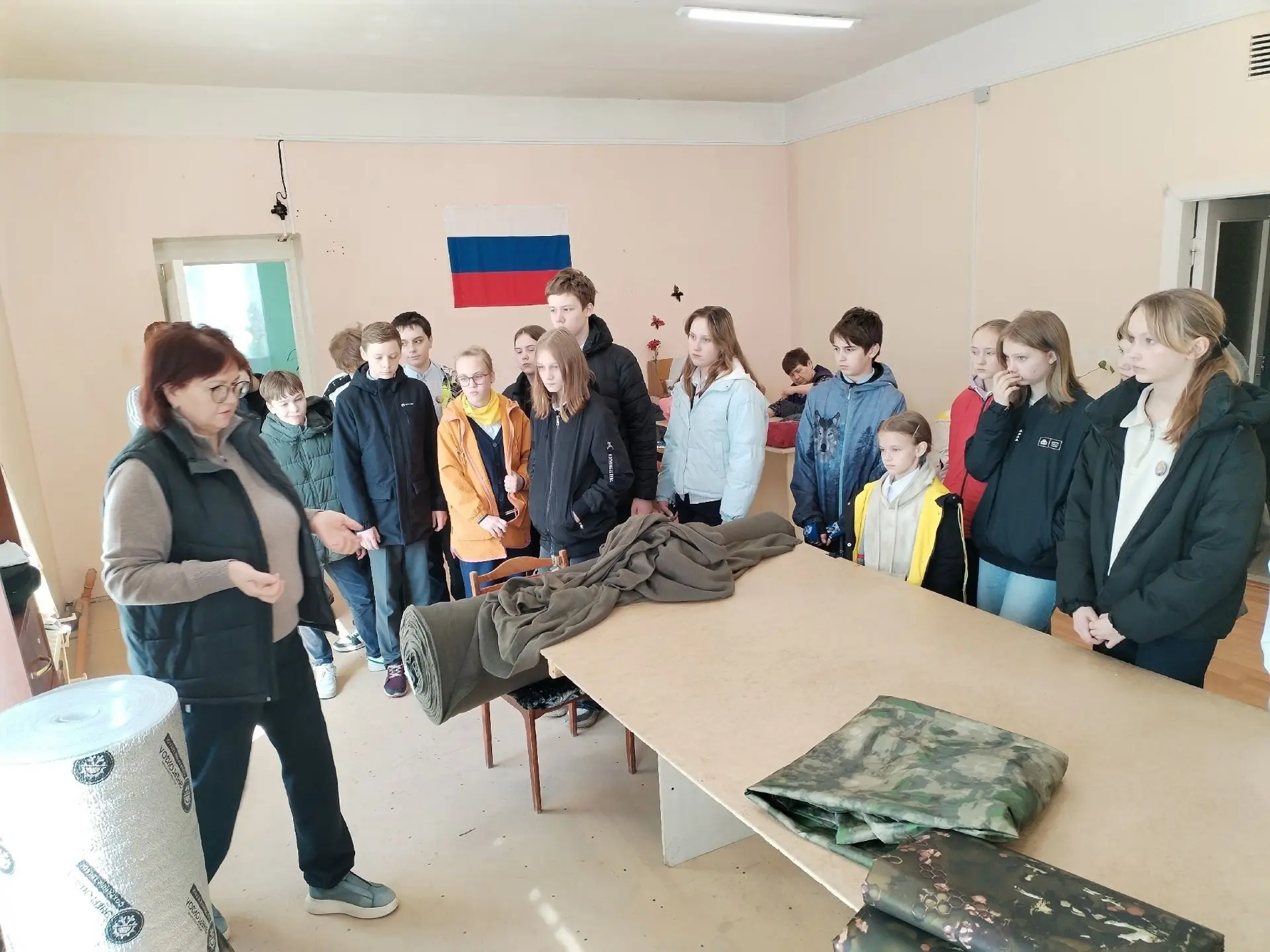 Ученики Новодвинской гимназии передали дополнительную помощь волонтерам организации «ЗаМир Новодвинс