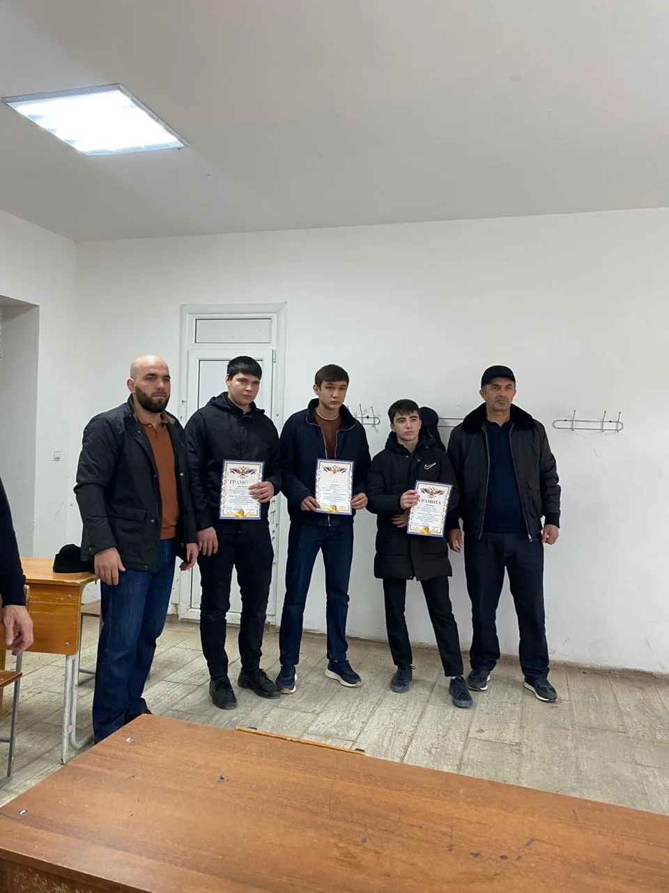 🏆 ПОБЕДА НА РАЙОННЫХ СОРЕВНОВАНИЯХ ПО ШАШКАМ!  🗓️На базе Карабудахкентской СОШ №2 состоялись районны