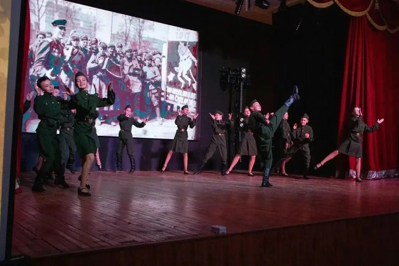 💫 В ДДиЮ «Факел» состоялся Открытый фестиваль-конкурс вокального мастерства детей и молодёжи «Песня 