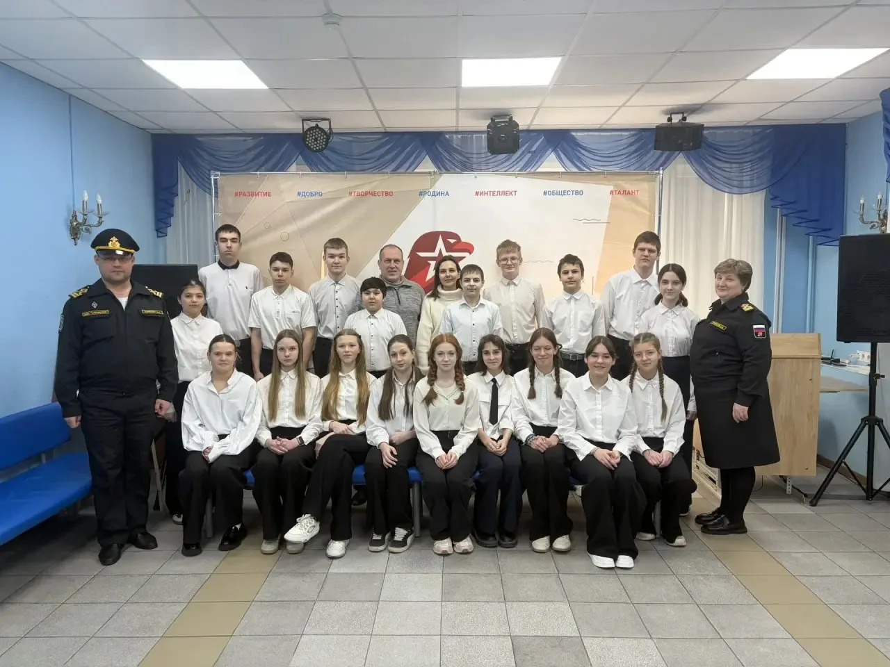 Один день из жизни нашего советника: как все успеть и зарядить школу 🚩  Вы когда-нибудь задумывались