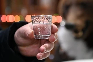 🍸Россияне стали чаще заливать горе: продажи водки пошли вверх

Статистика за первые два месяца года