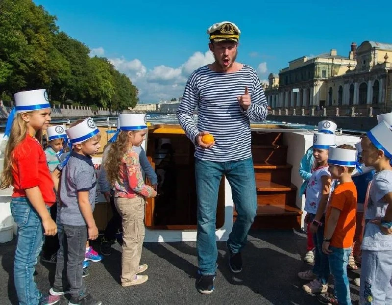 ⚓️ Десткое приключение для юных моряков по Неве  Приглашаем детей на «посвящение в моряки» — на борт