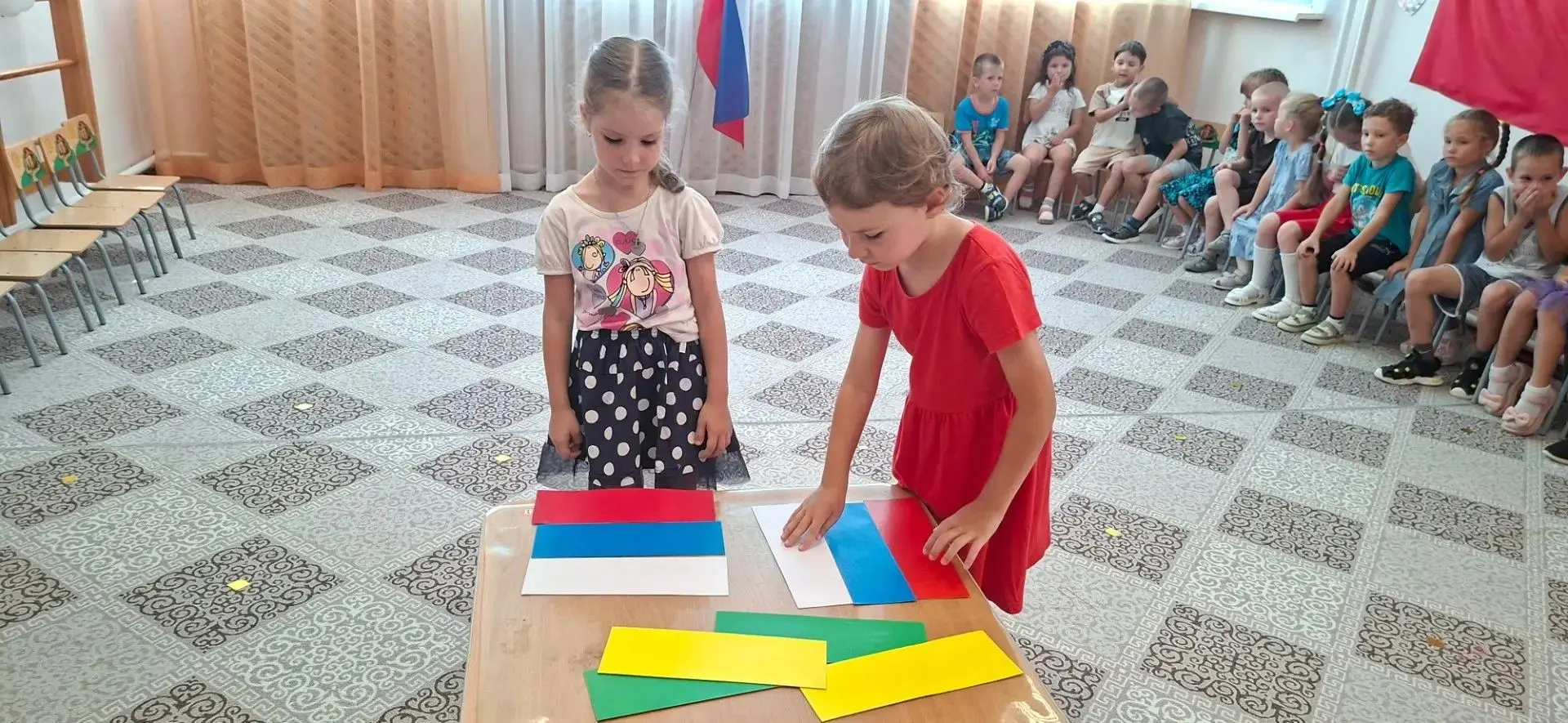 Сегодня в нашем детском саду прошёл настоящий праздник — День Государственного флага Ро...