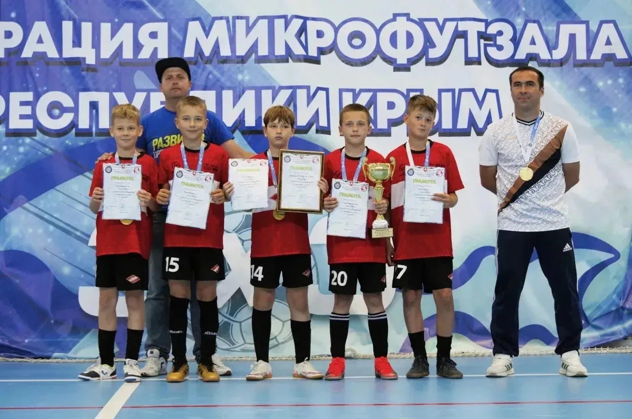 ⚽ В Крыму прошло Первенство Республики по микрофутзалу

6–7 июня 2026 года в ФОК «Южный» состоялось 