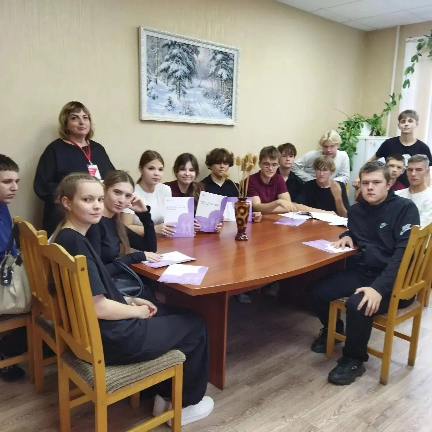 Многие из нас обращаются в СФР за пособиями, справками или консультацией, но редко заду...