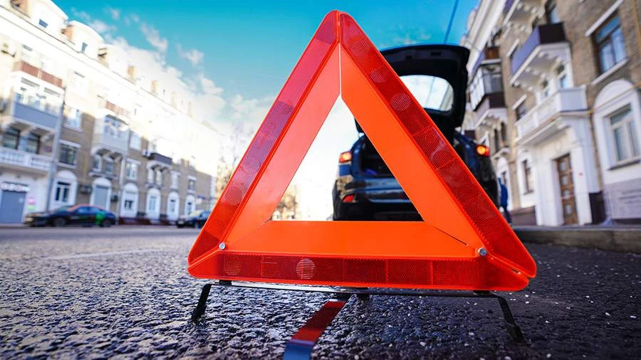 ⚡За прошедшие сутки на российских дорогах зафиксировано 310 ДТП, в которых погибли 25 и получил ране