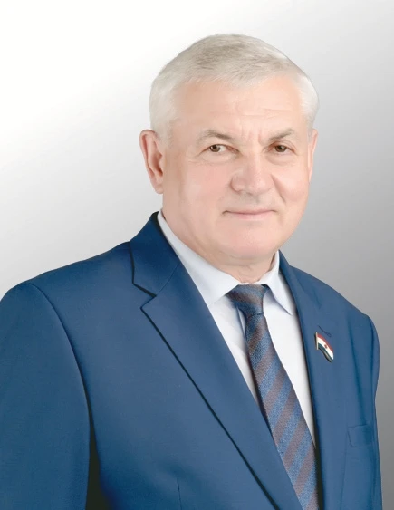 Председатель МРОО «Ассоциация врачей Мордовии» Анатолий Николаевич Пинямаскин поздравил медицинских 
