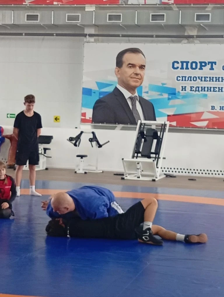 3 апреля 2026 года в центре единоборств «Чемпион» состоялся мастер-класс по самбо для учителей физич