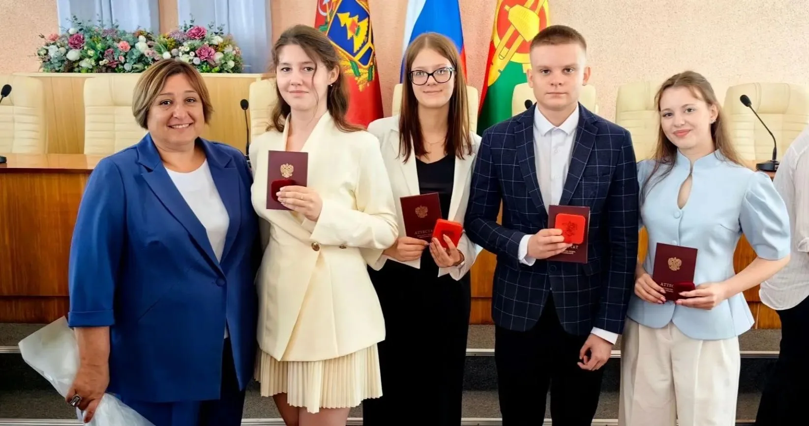 💐 День, когда мечты становятся наградой! 💐📅 30 июня город отмечал особенный праздник — выпускника