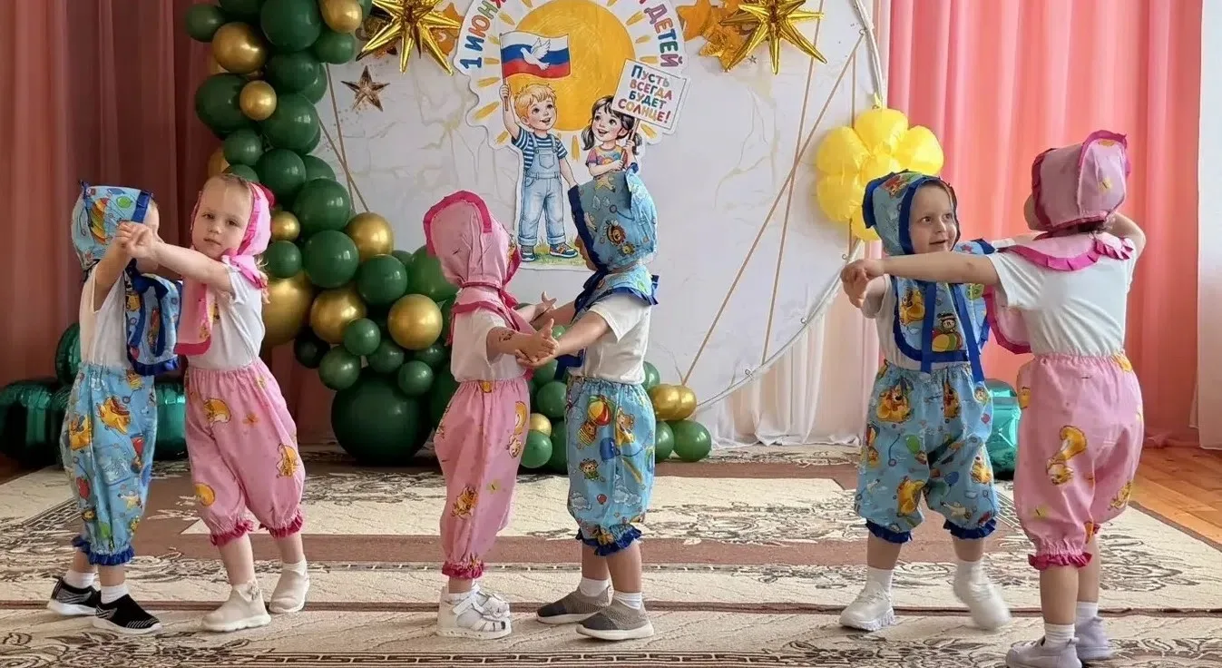 В первый день лета наш детский сад наполнился ритмами музыки и звонким детским смехом. ...