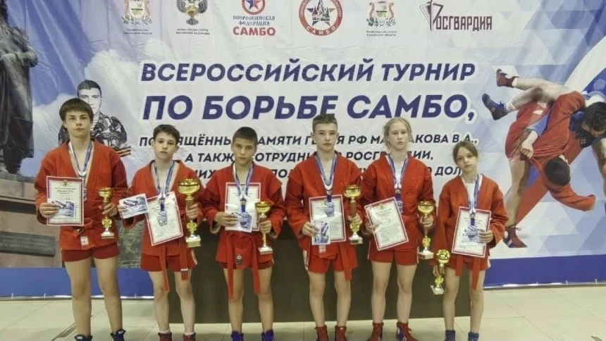 В Смоленске 23.05.2026 г. проходили Всероссийские соревнованиям по самбо памяти Максакова.