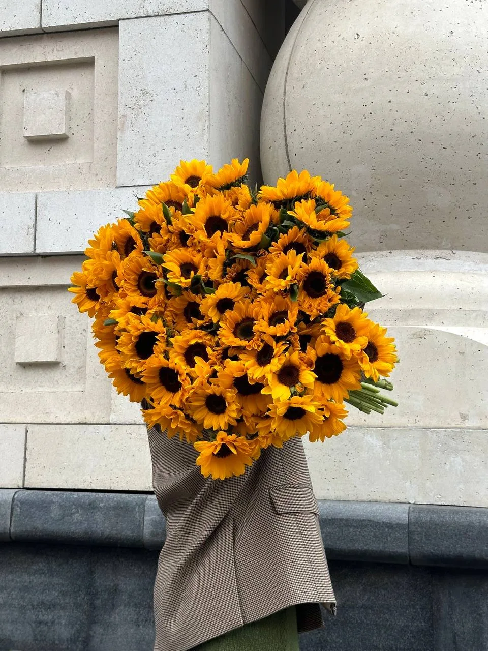 Доброе утро, родная ❤️

Пусть сегодняшний день будет таким, как ты захочешь. Спокойным и ласковым ил