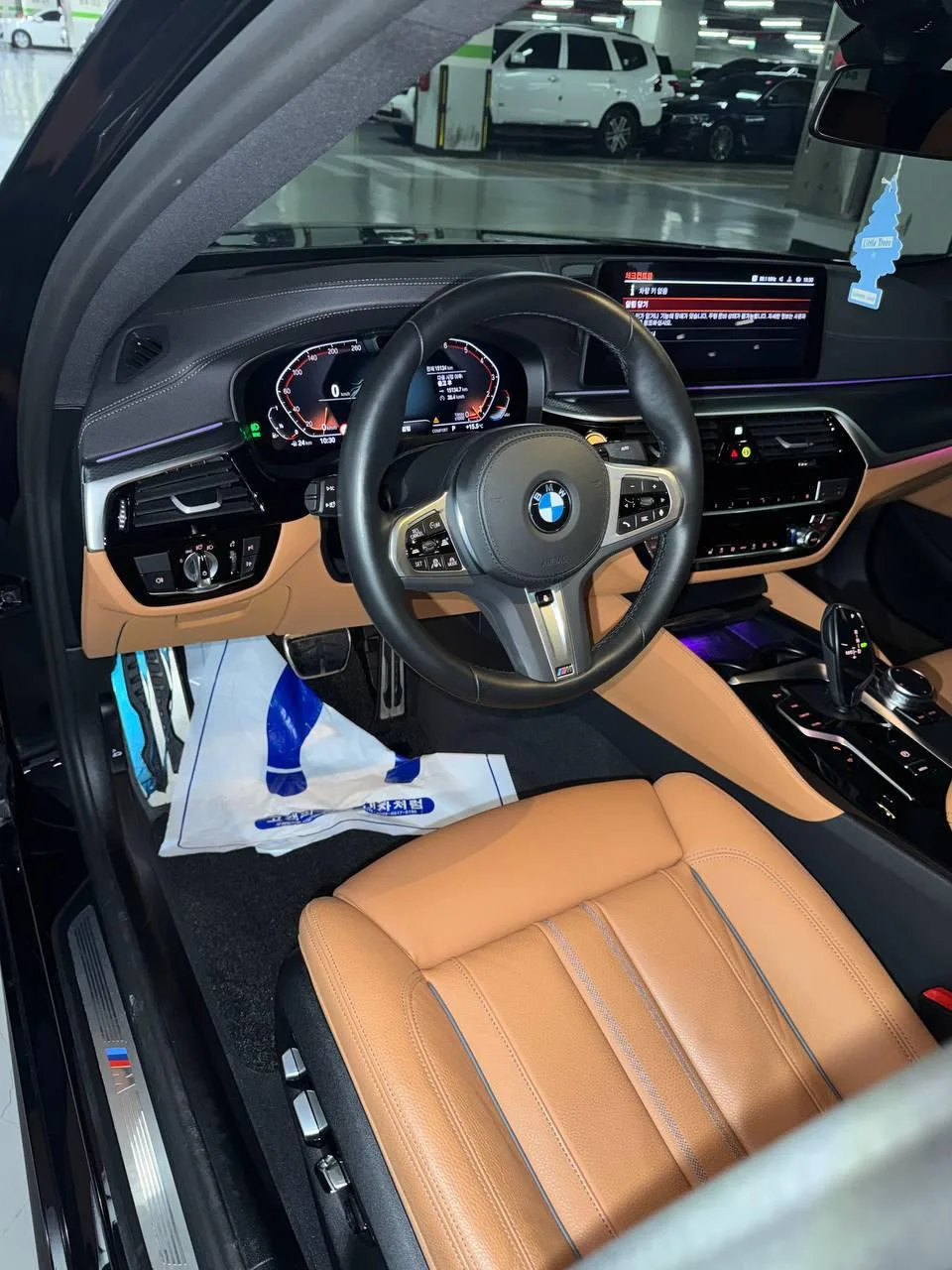 Так в чём же разница между двумя поколениями BMW 520i?  Кратко сравнили кузовы G30 и G60 для рынка Ю