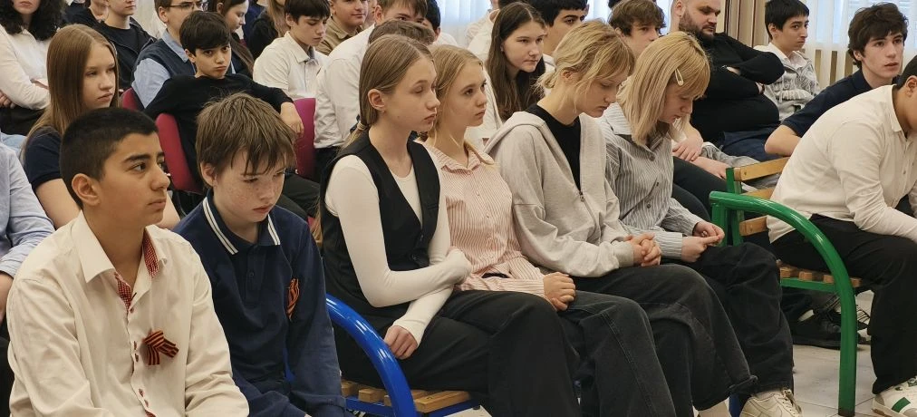 📢 Сегодня в гимназии состоялась важная встреча учащихся с представителями правоохранительных органов