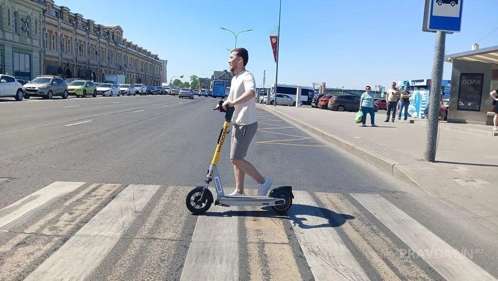 ⛔ В Нижнем почти втрое сократили число прокатных электросамокатов — с 13,5 тысячи до 5 ...