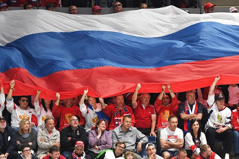 Федерация хоккея России обжалует решение о недопуске российских сборных

ФХР не принимает и не поним