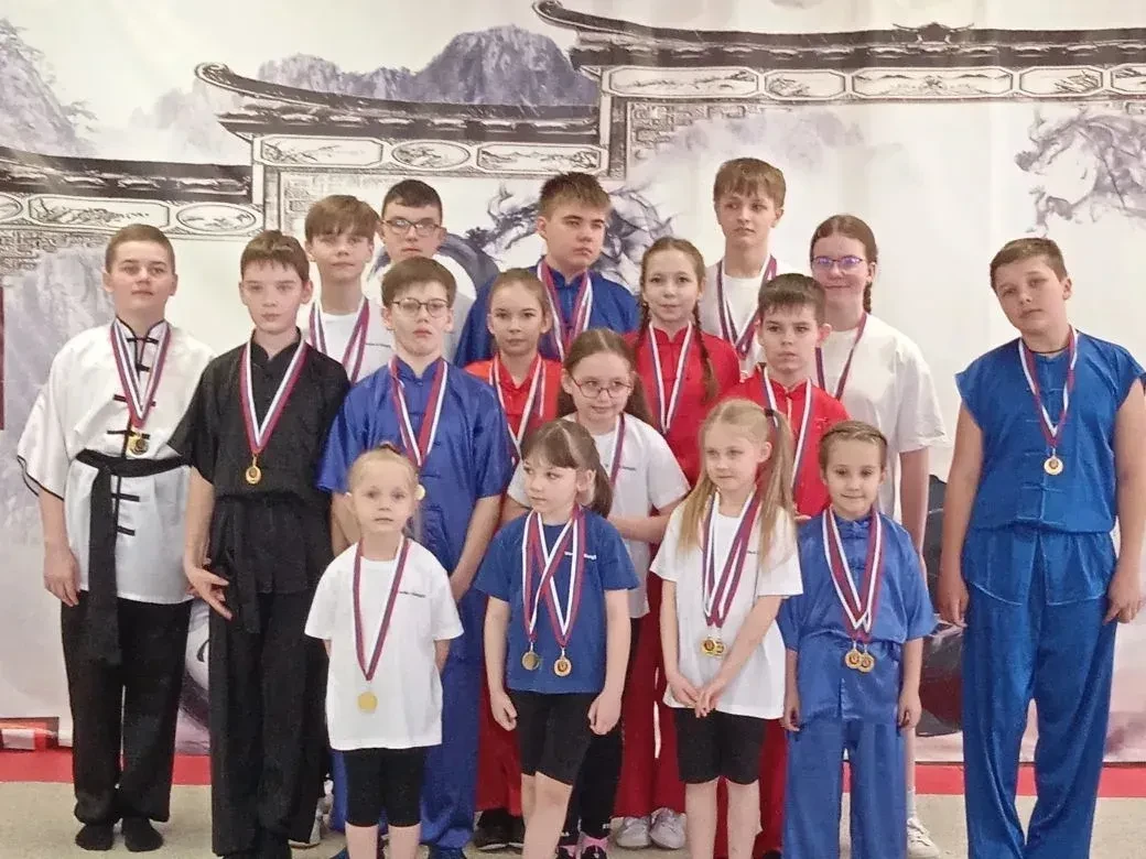 22 марта в Перми прошёл чемпионат по Кунг-фу и Ушу. Токарева Ксюша заняла 1 и 2 места. Поздравляем ю
