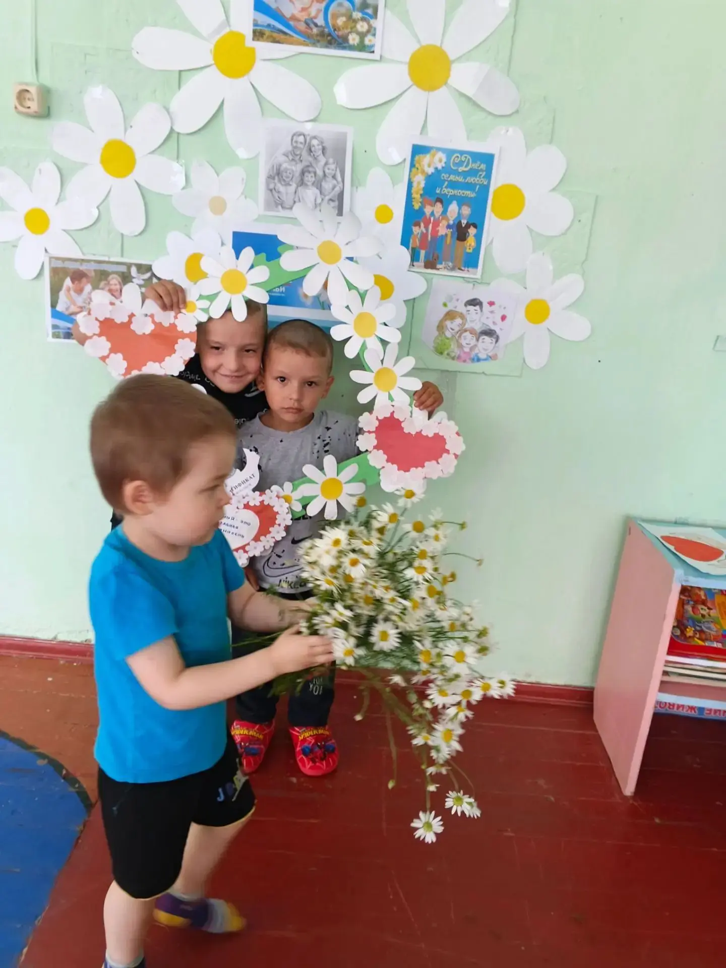 Сегодня в дошкольной группе д. Булатово прошел замечательный праздник, посвященный самым важным людя