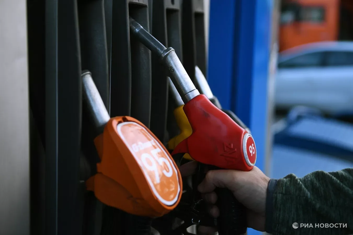 ⛽️  С 10:00 на двух заправках в Саках появится топливо в свободной продаже.
