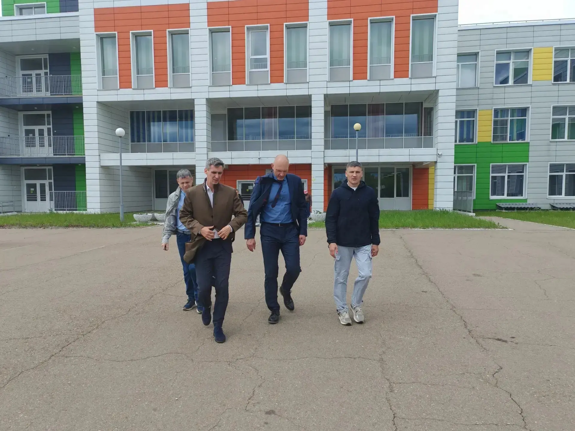 🏆 «Бокс в школу»: новый этап спортивной жизни микрорайона Китой!