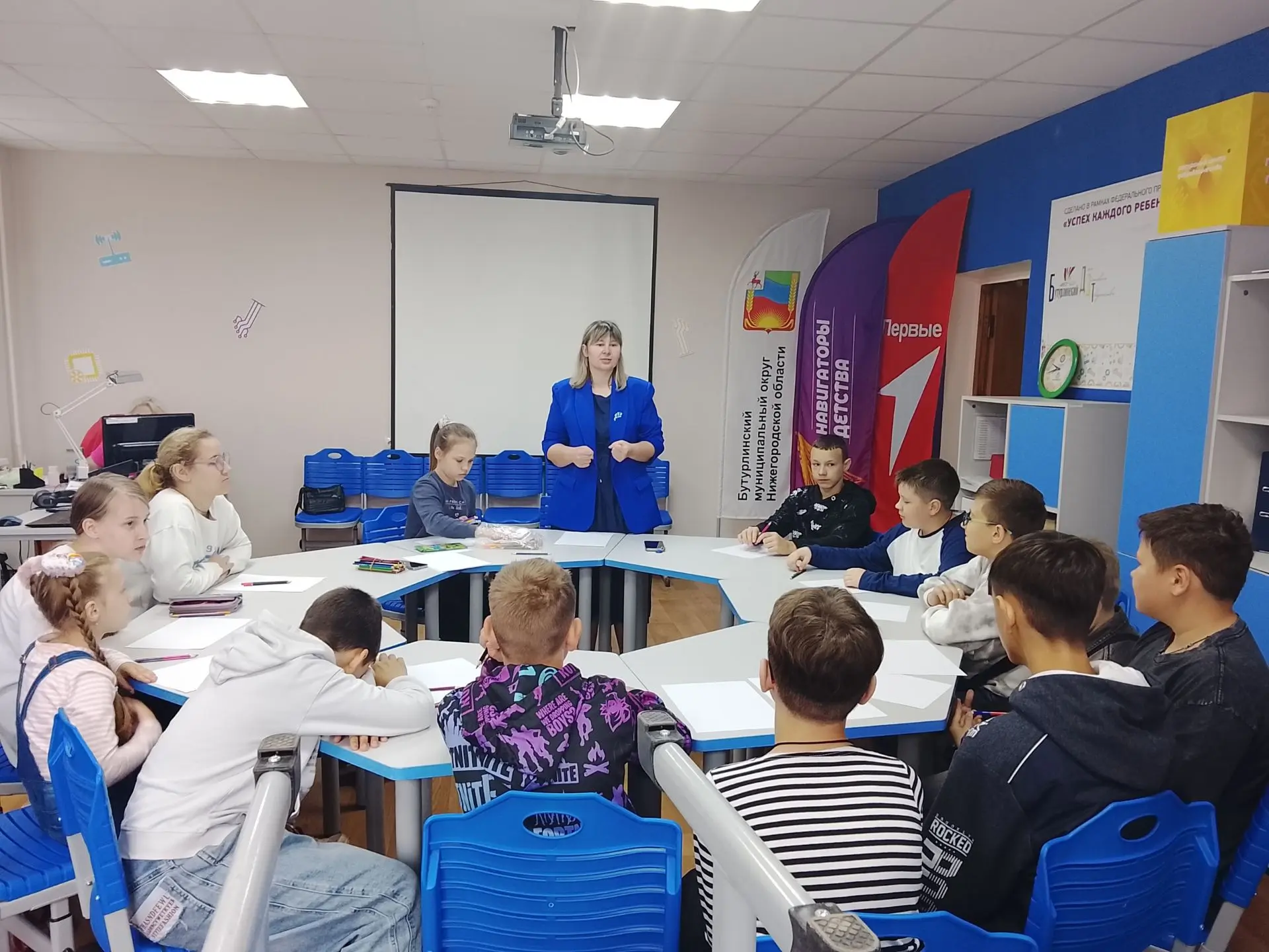 ✨ЯРКИЕ КАНИКУЛЫ | ЛАГЕРЬ «ФАВОР»

💫Вот и подошёл к концу последний день смены в лагере «Фавор» МБУ 