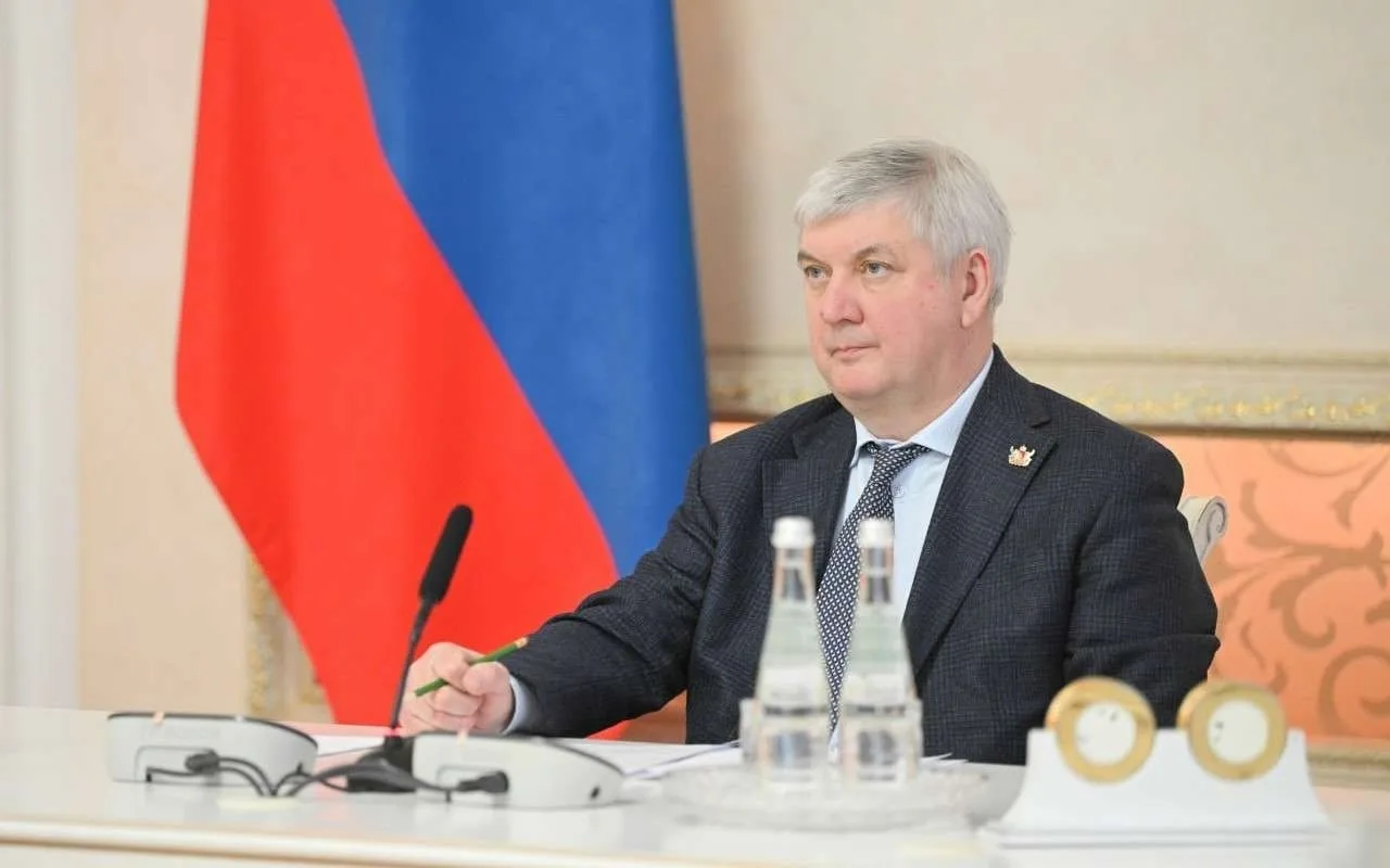 📉 Губернатор Воронежской области Александр Гусев потерял две позиции в майском рейтинг...