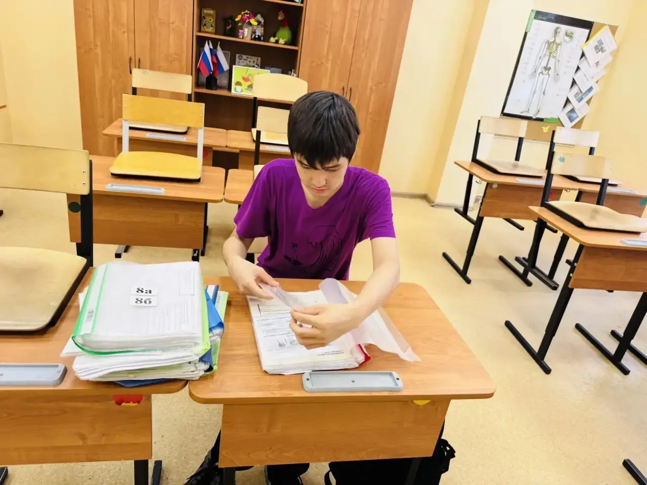 В МБОУ «Образовательный центр «Созвездие»» продолжает свою работу Трудовая бригада.💪🏻 👍