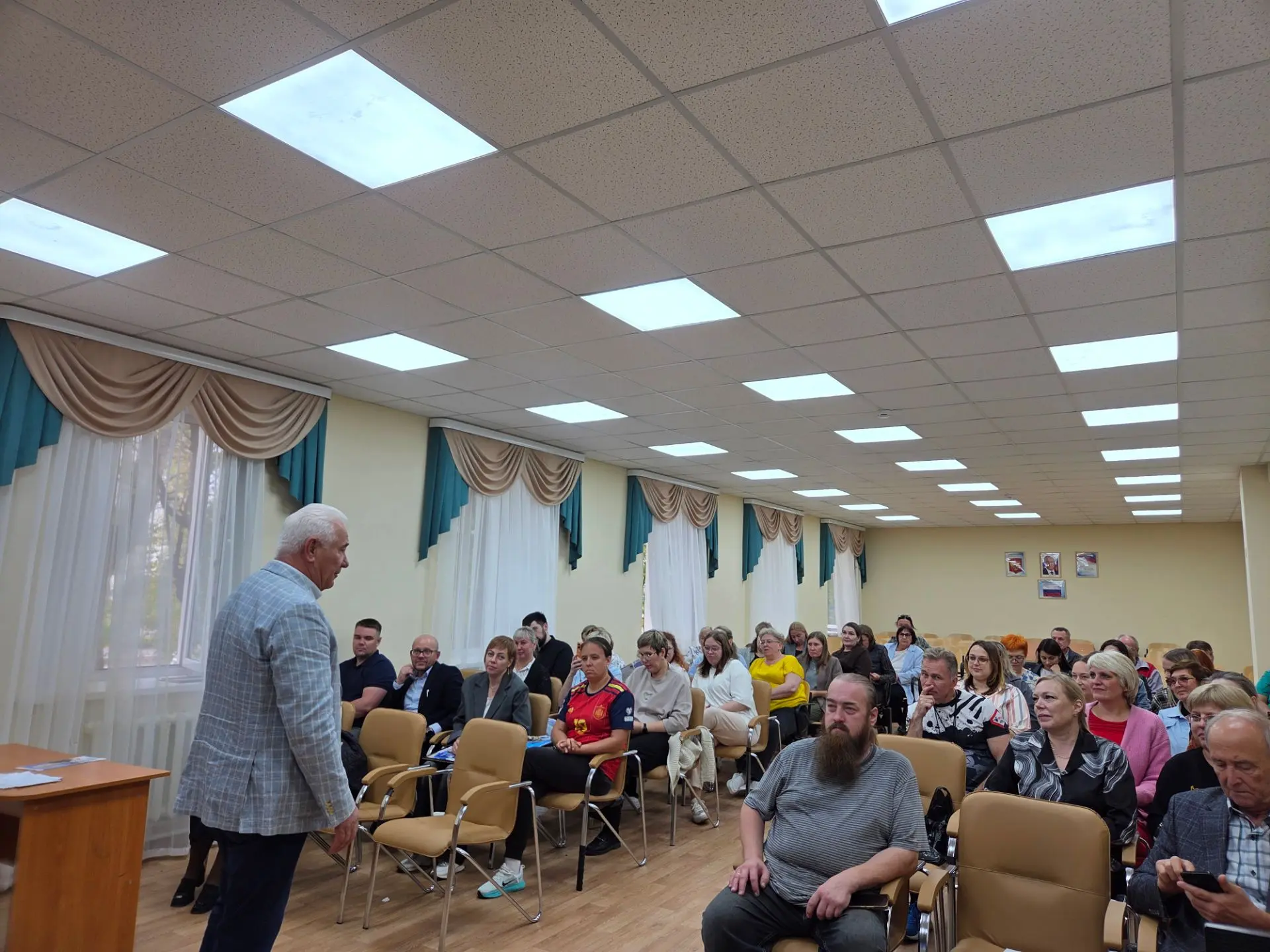 Планы на будущее и поддержка сегодня: визит Виктора Васильевича Якимова в наш техникум.