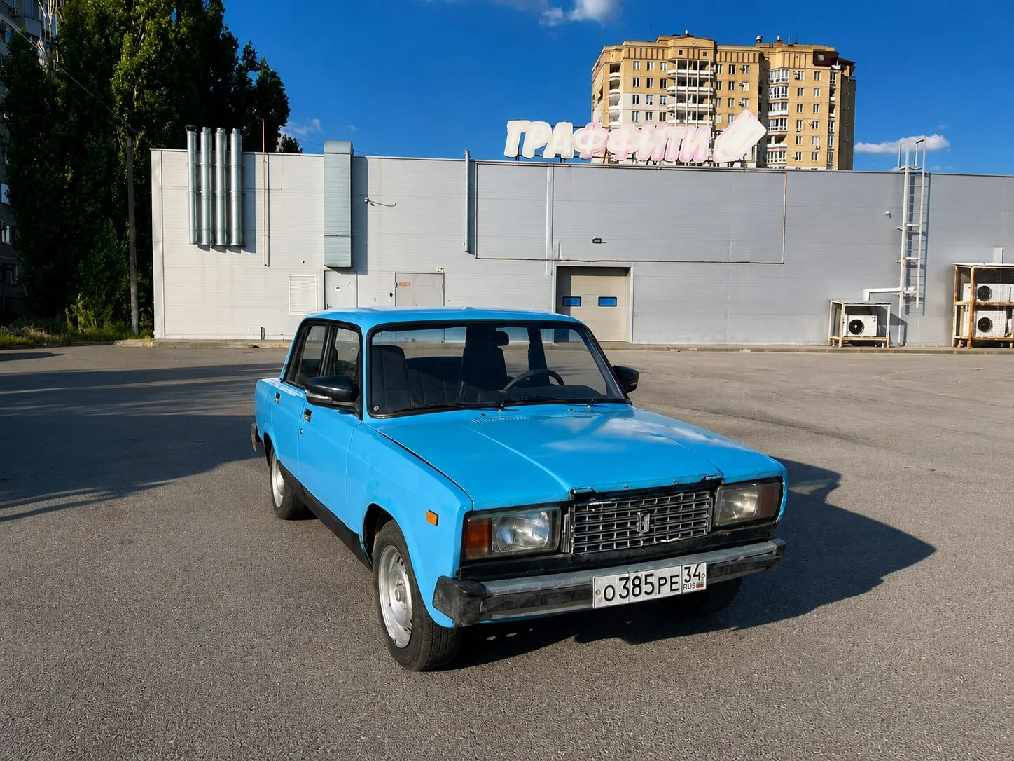 🚗 ВАЗ 2105 (1989 г.в.)
✅ Техническое состояние:
• Автомобиль на полном уверенном ходу 🏁
• Двигател