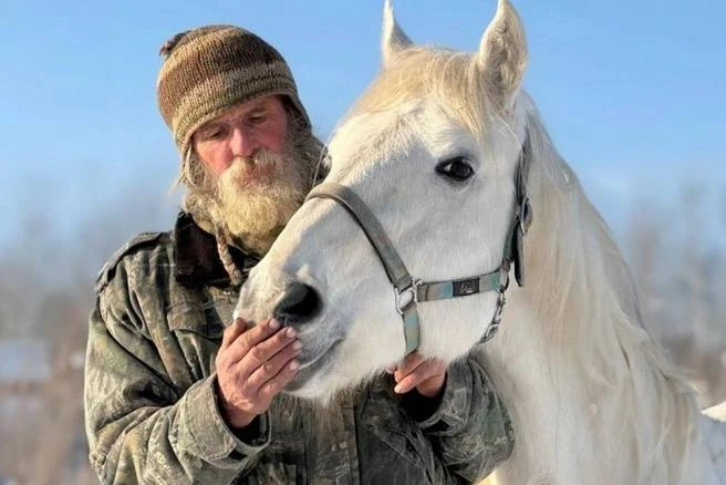 Голландец, выбравший Сахалин: история жизни ради спасения животных  Эколог Питер ван дер Вольф более