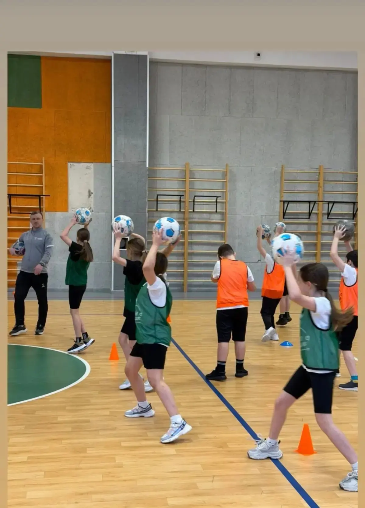 🌟 Футбол в школе! 🌟   Ребята нашего #ОЦГалактика участвуют во Всероссийском проекте Российского Футб