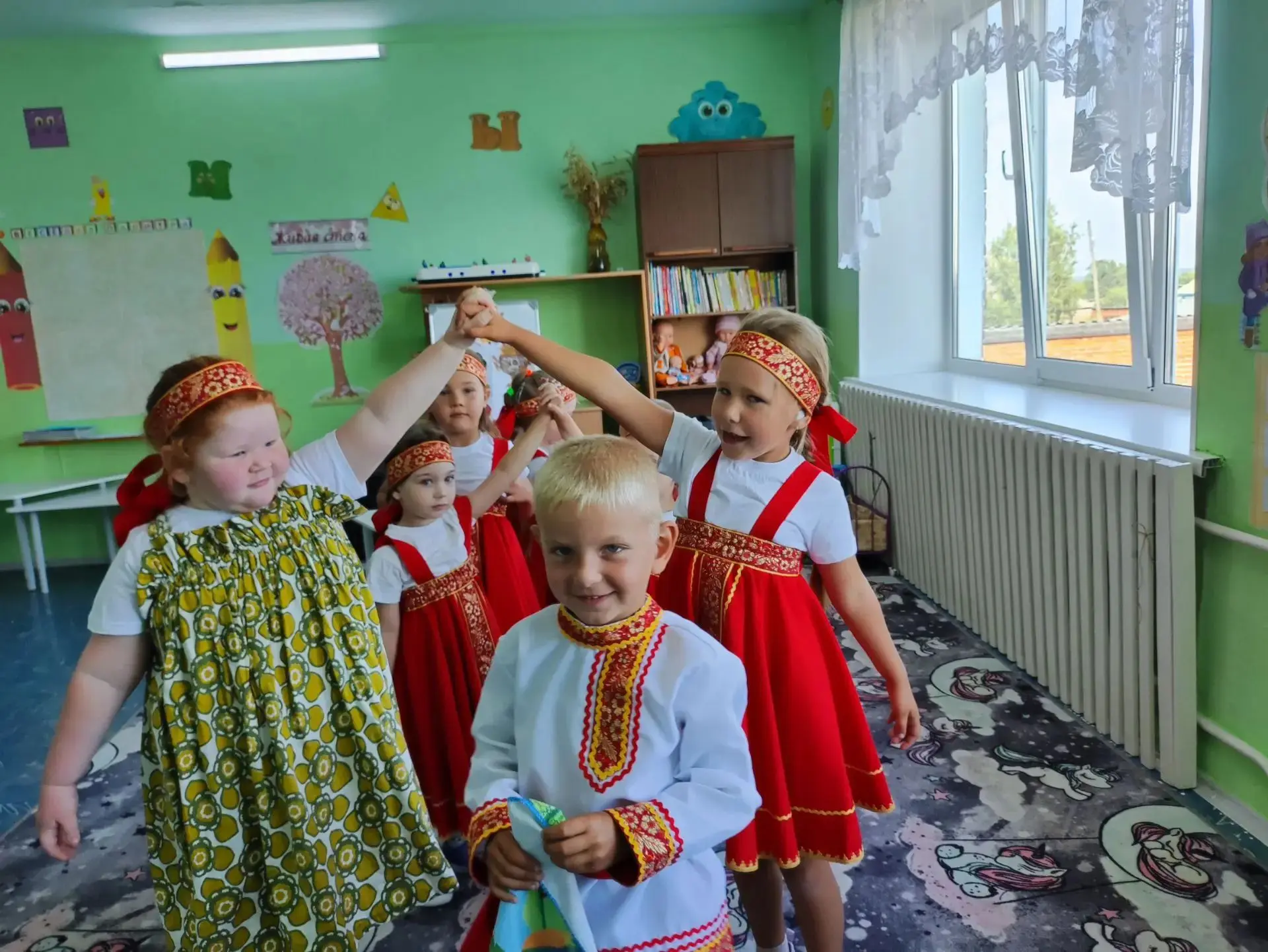 17 августа в «Окуневском детском саду "Умка"» прошёл тематический праздник, посвящённый...