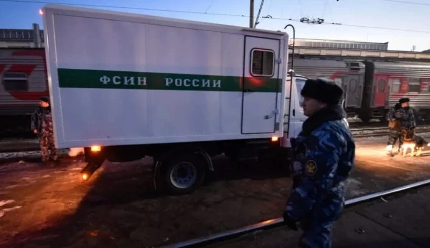⚡️ Заключённый открыл убил конвоира и ранил ещё нескольких в поезде Владикавказ - Адлер